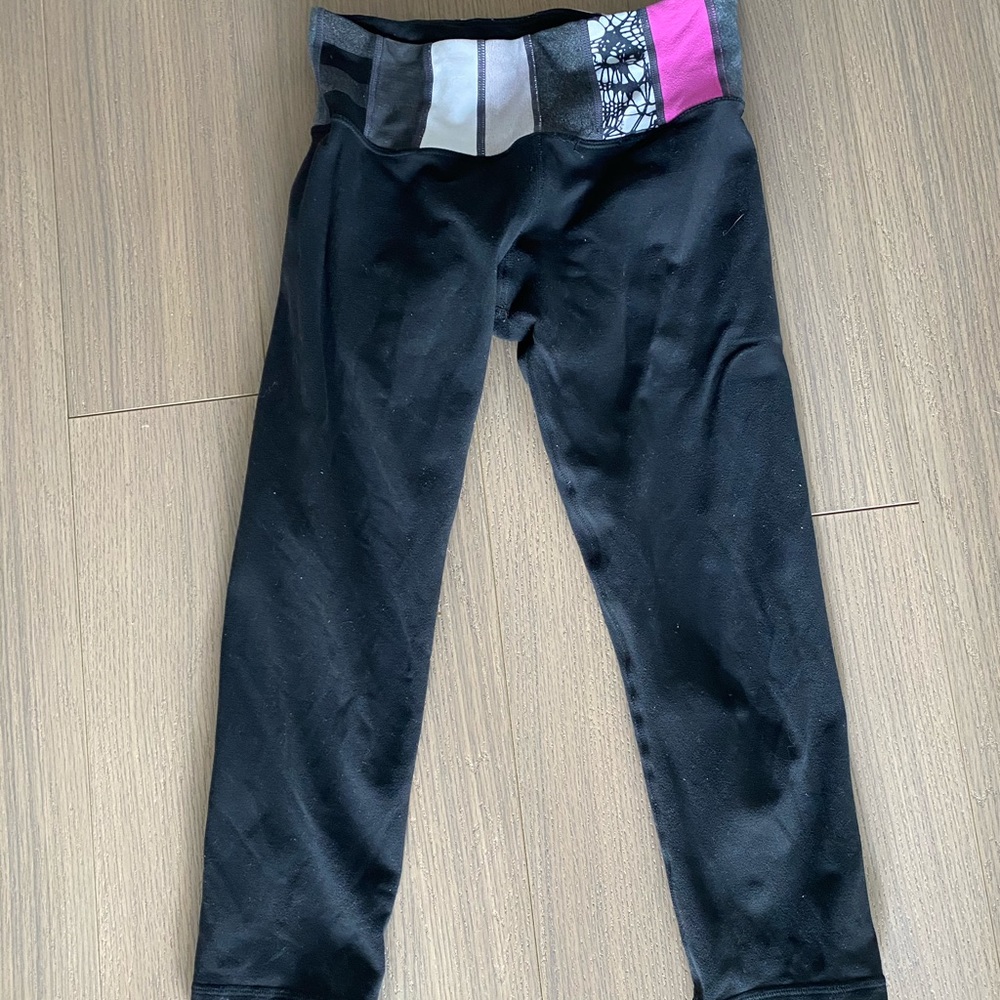 Lululemon cropped low rise leggings